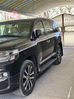 تويوتا لاندكروزر